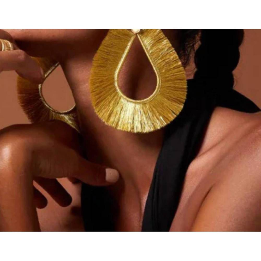 NEW ERIKA PEÑA women's silvia tassel earring in gold